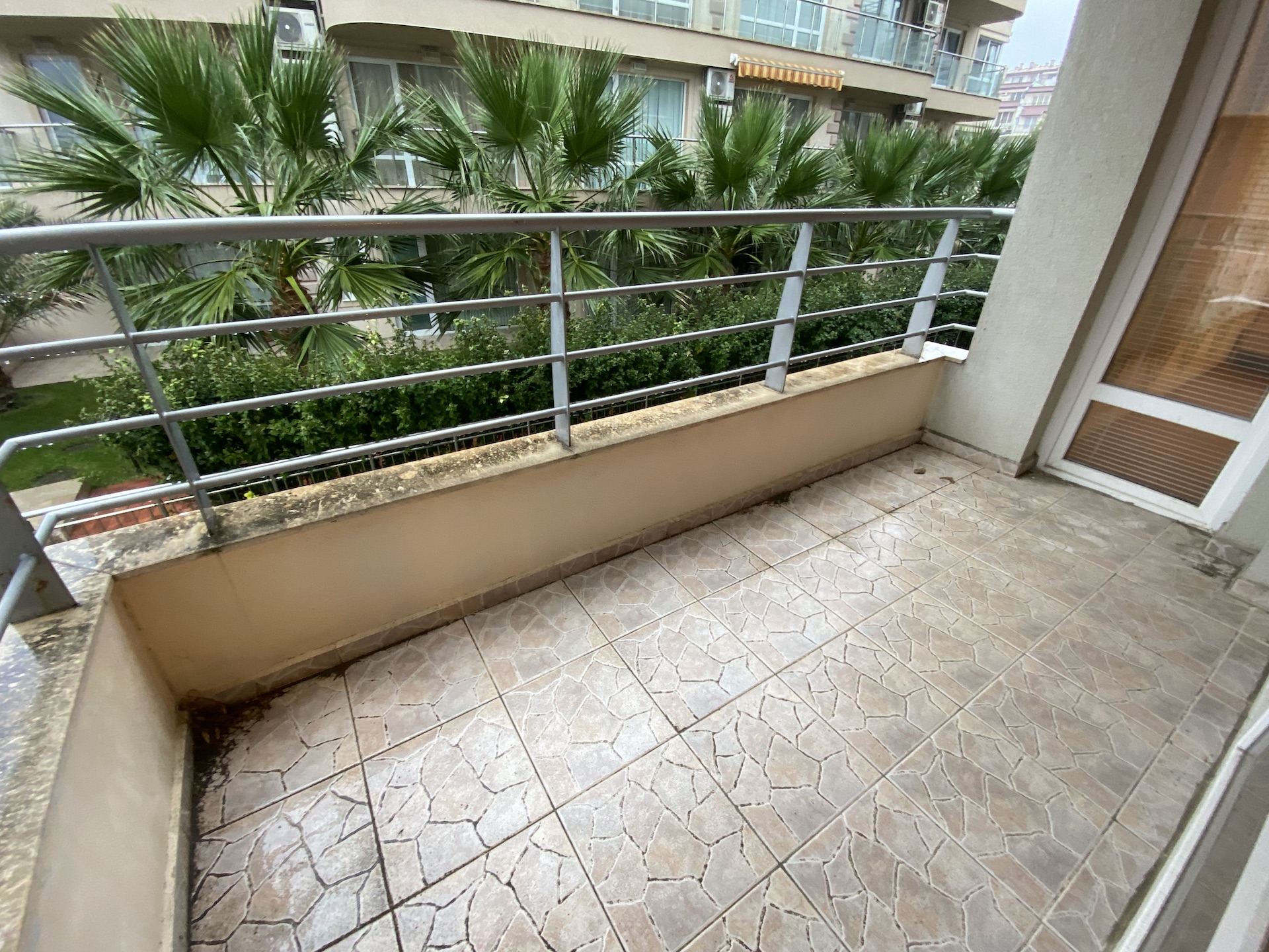 купить двухкомнатную квартиру в болгарии у моря