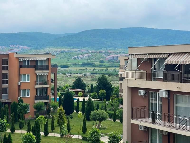 купить трёхкомнатную квартиру в болгарии у моря