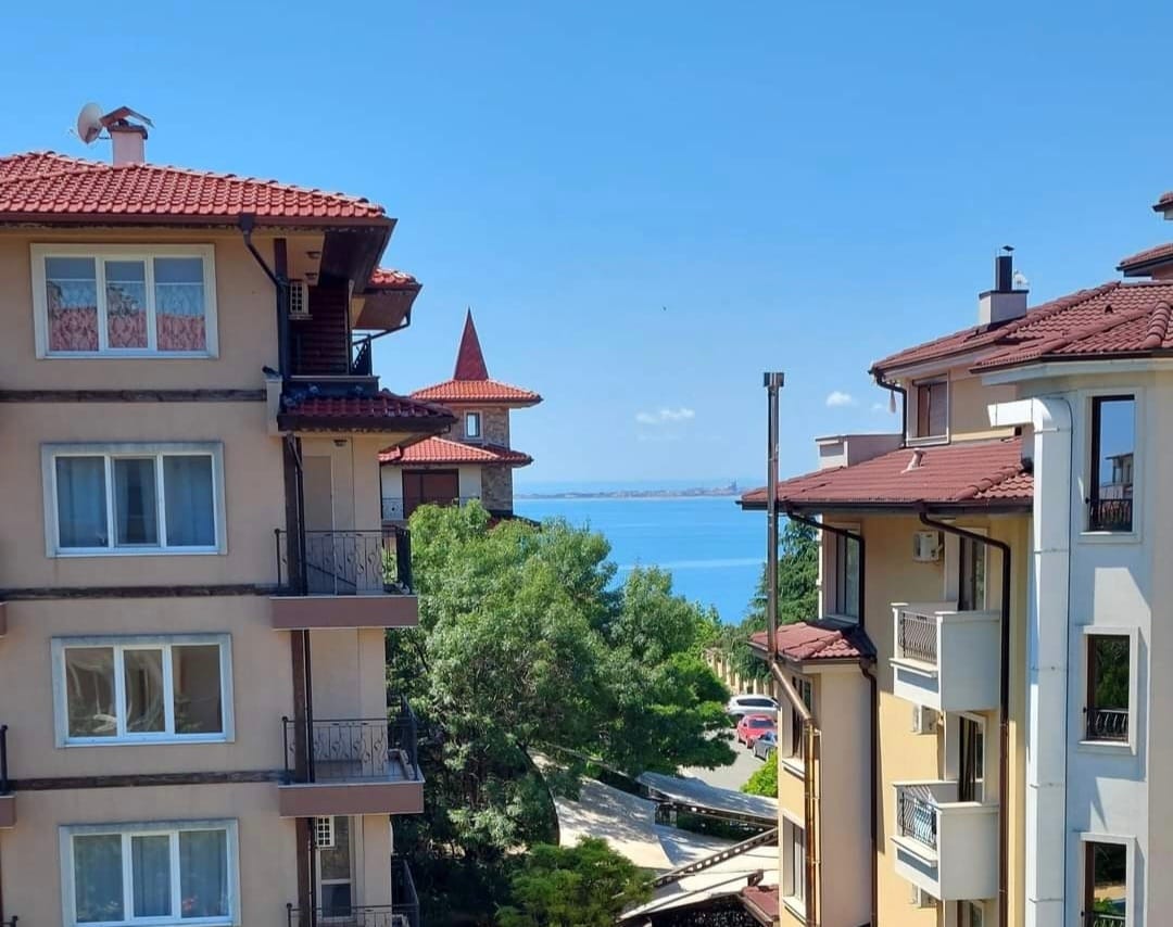 купить двухкомнатную квартиру в болгарии у моря
