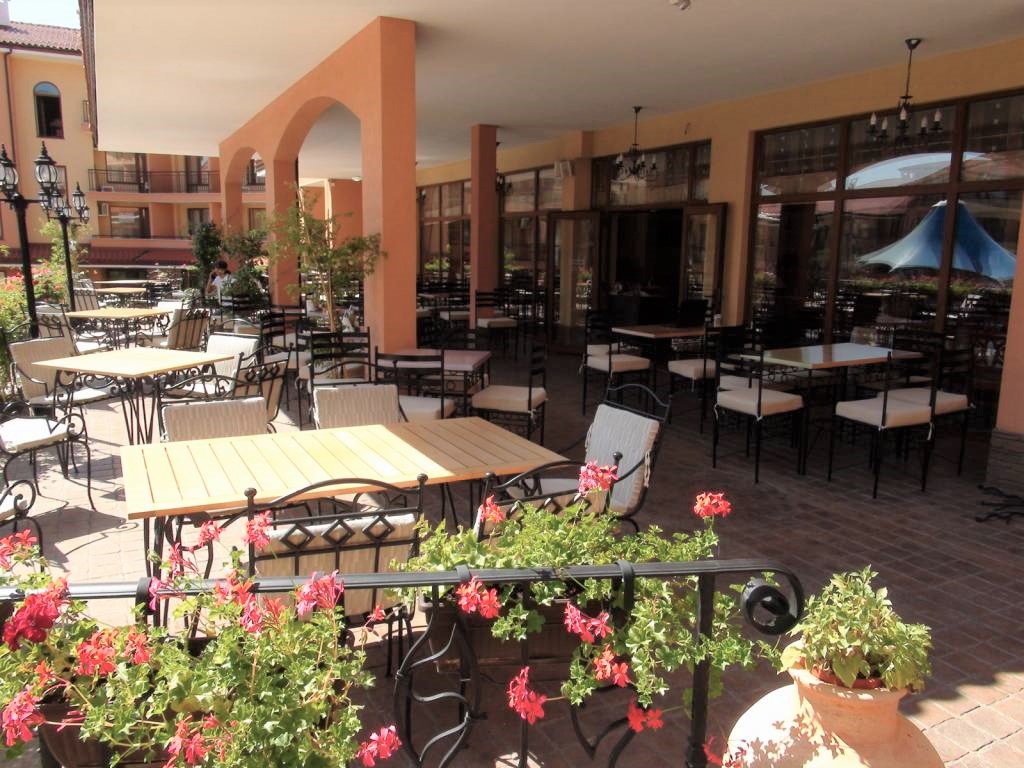 купить трёхкомнатную квартиру в болгарии у моря