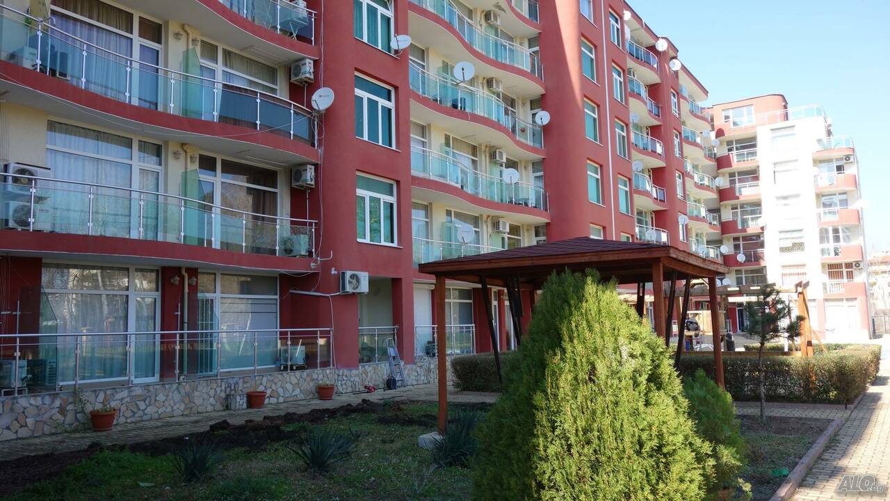 купить двухкомнатную квартиру в болгарии у моря