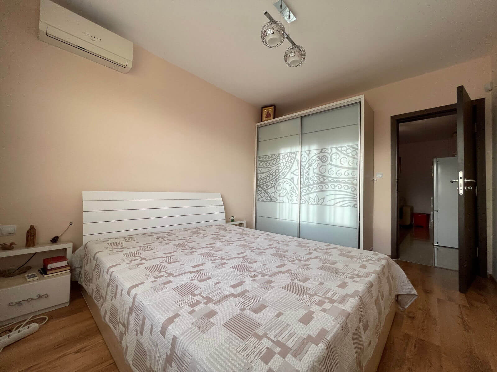 купить трёхкомнатную квартиру в болгарии у моря