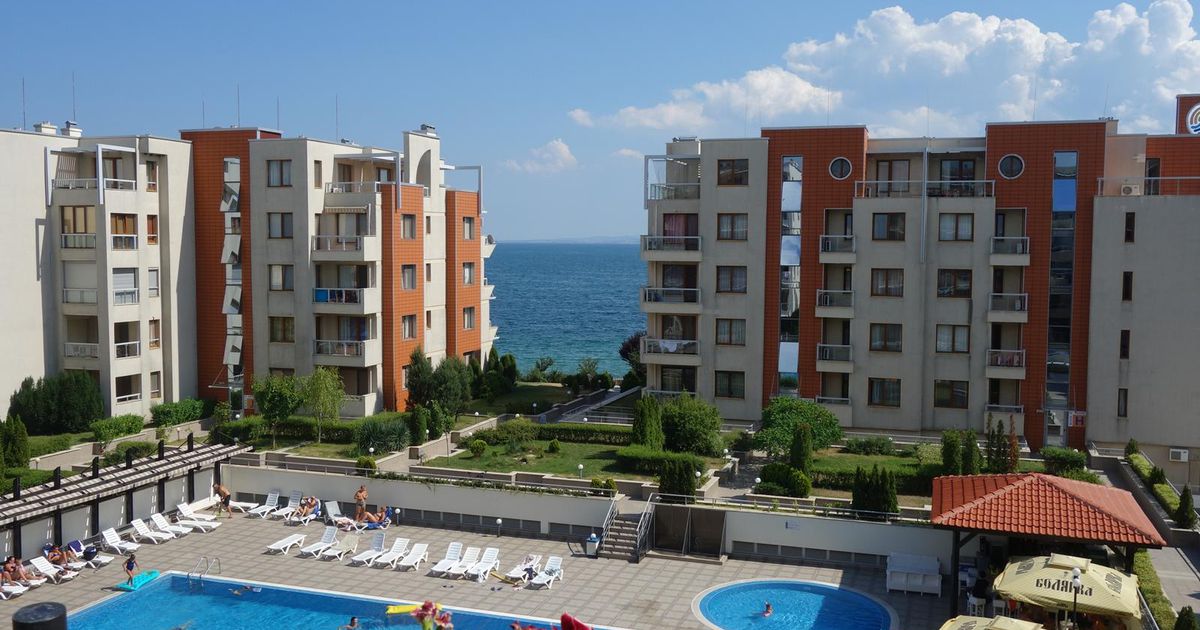 купить трёхкомнатную квартиру в болгарии у моря