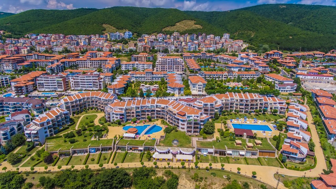 купить двухкомнатную квартиру в болгарии у моря