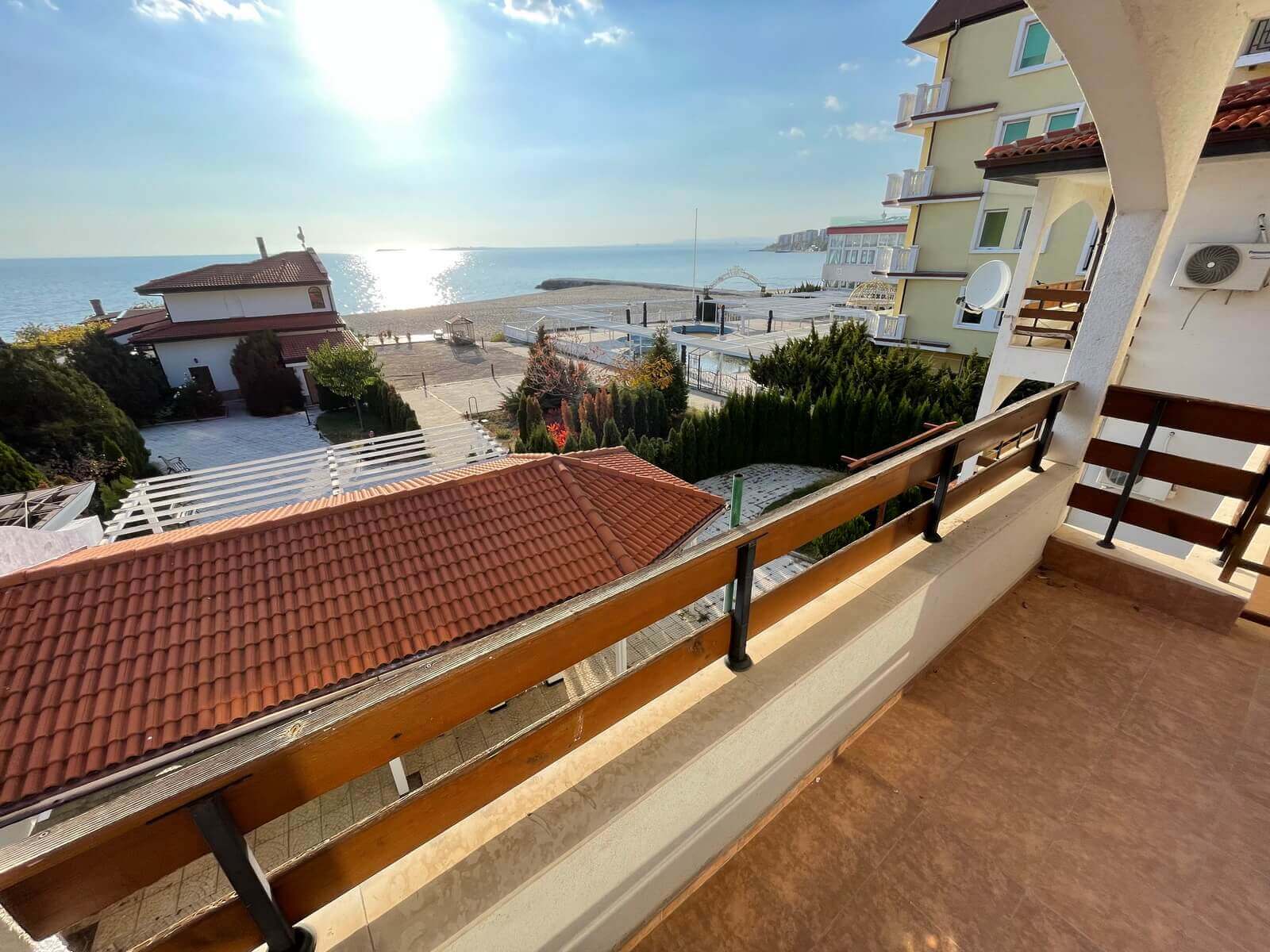 купить двухкомнатную квартиру в болгарии у моря
