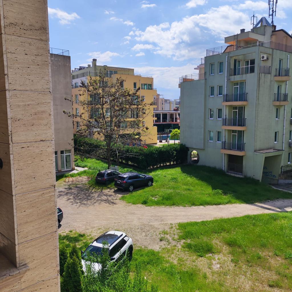 купить трёхкомнатную квартиру в болгарии у моря