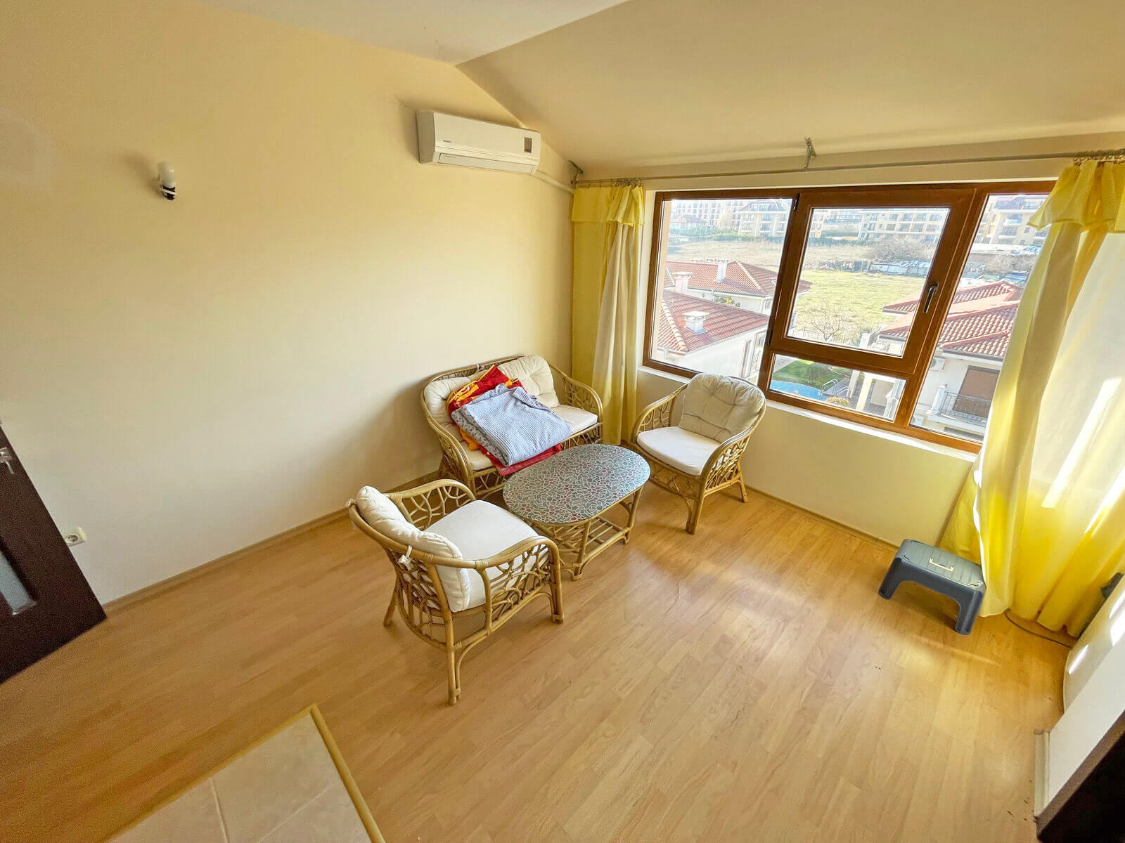 купить трёхкомнатную квартиру в болгарии у моря