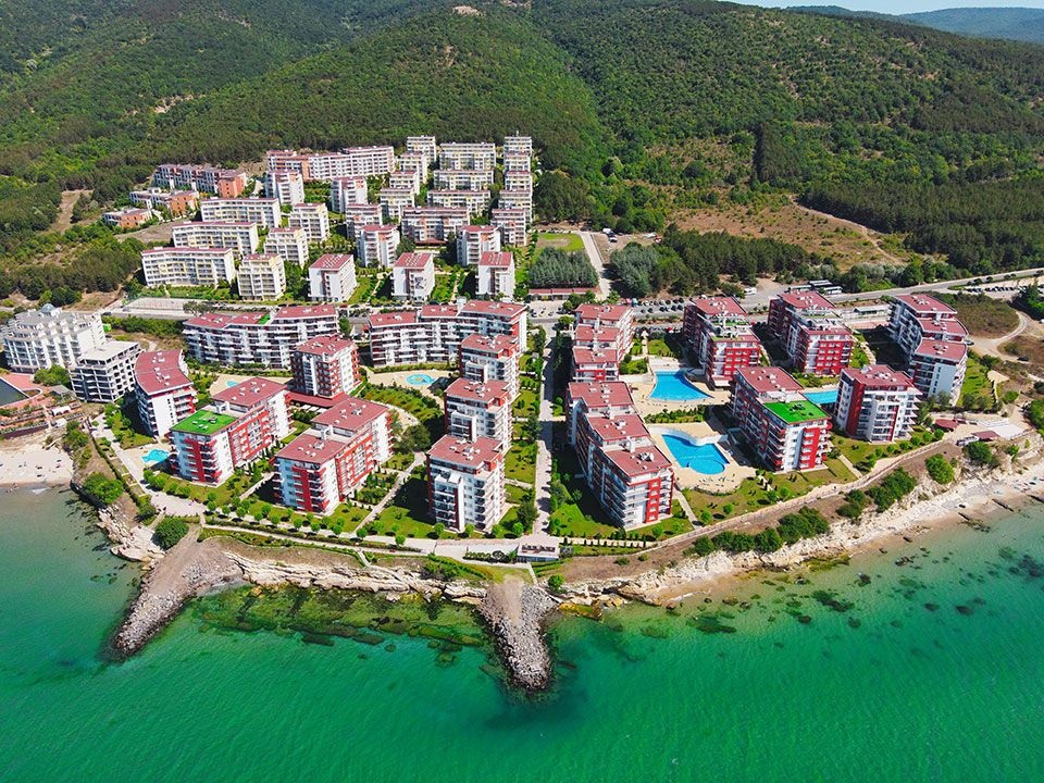 купить двухкомнатную квартиру в болгарии у моря