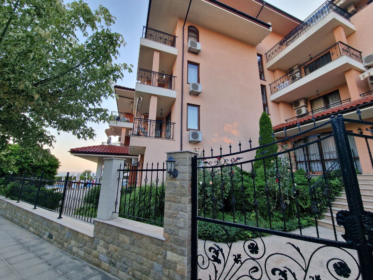 недвижимость в болгарии первая линия