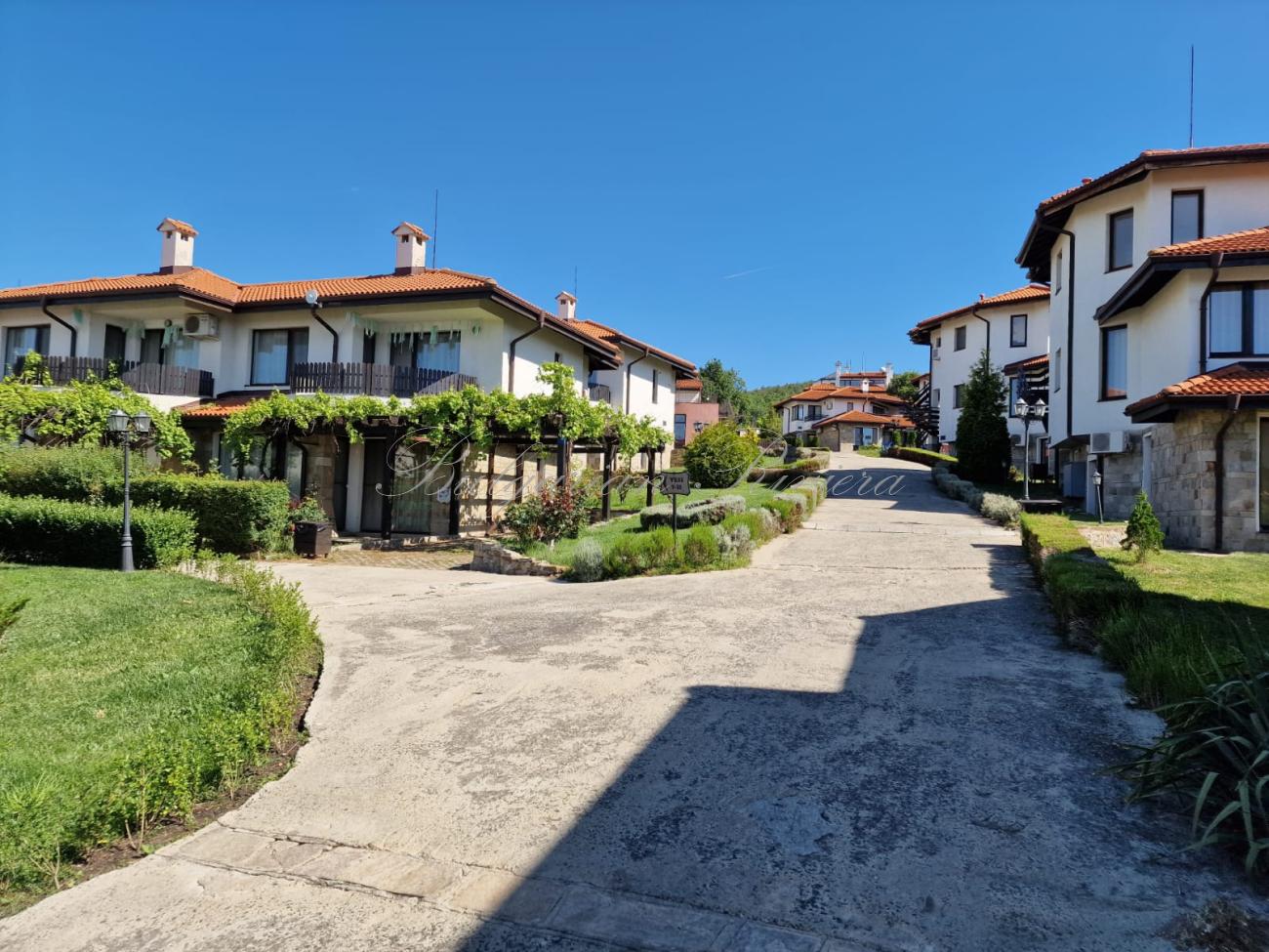 кошарица комплекс Bay view villas