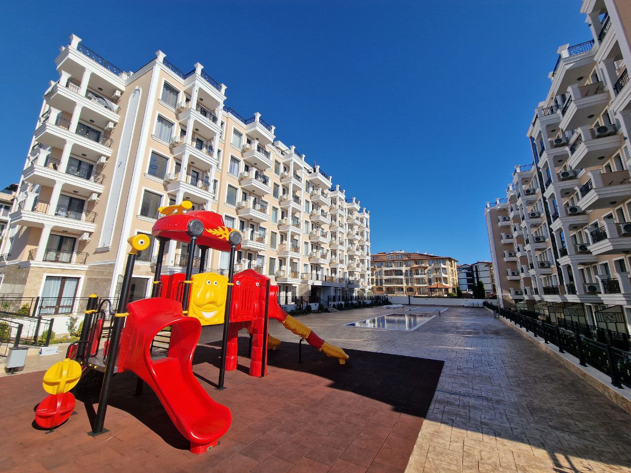 святой влас Polarstar Beach
