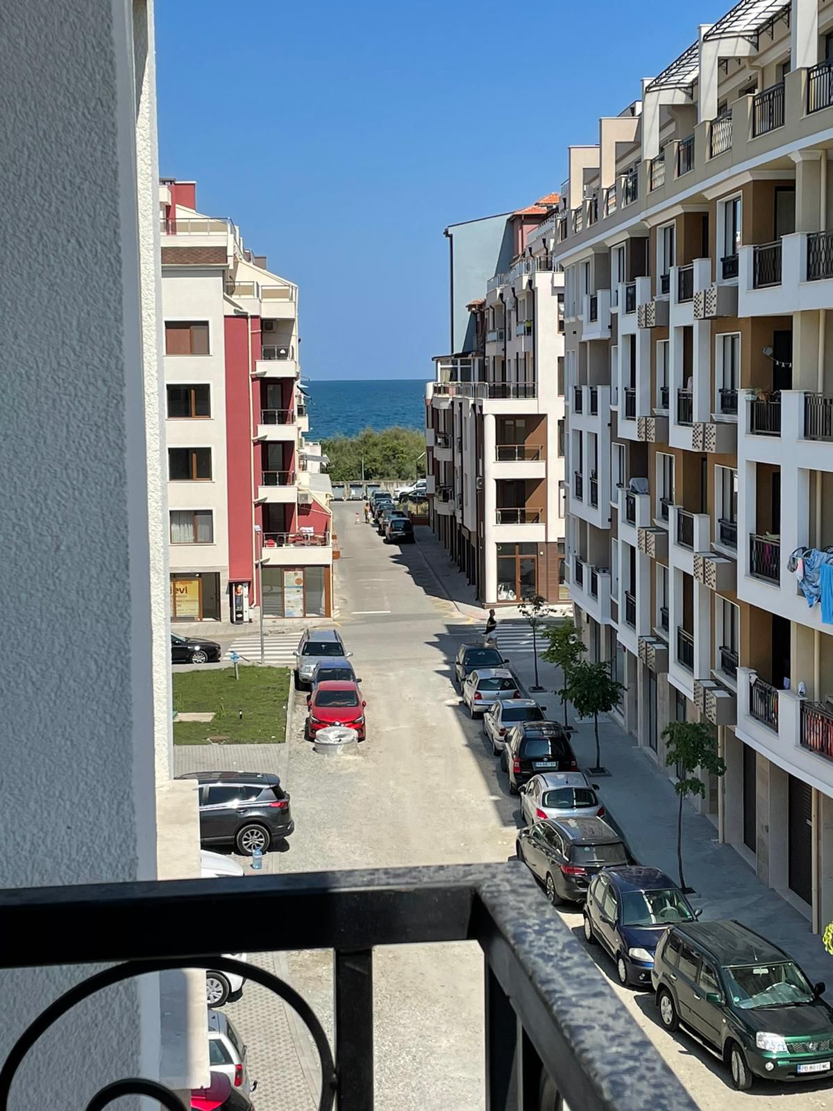 недвижимость поморие