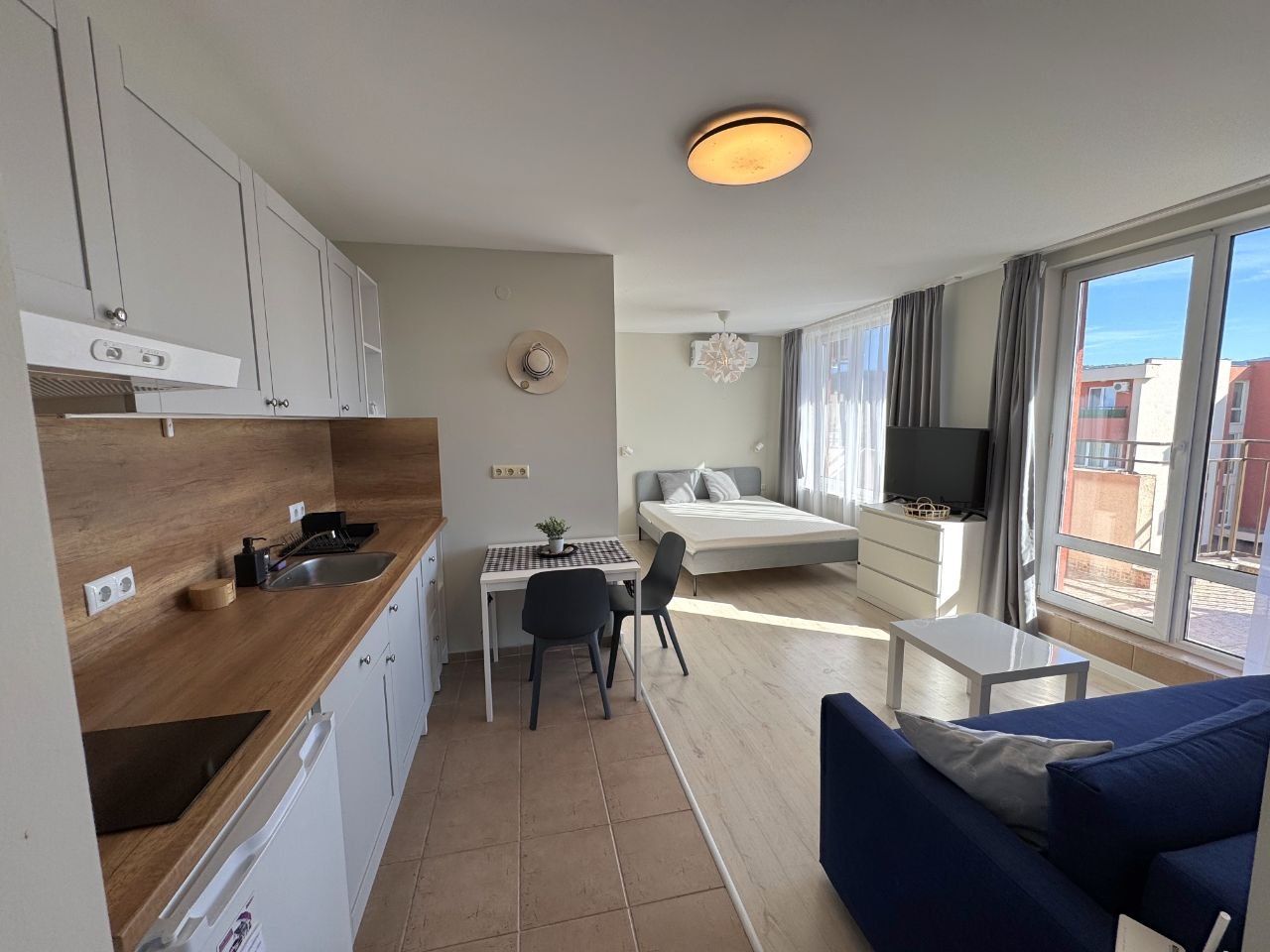 Большая красивая студия в комплексе Holiday Fort Club