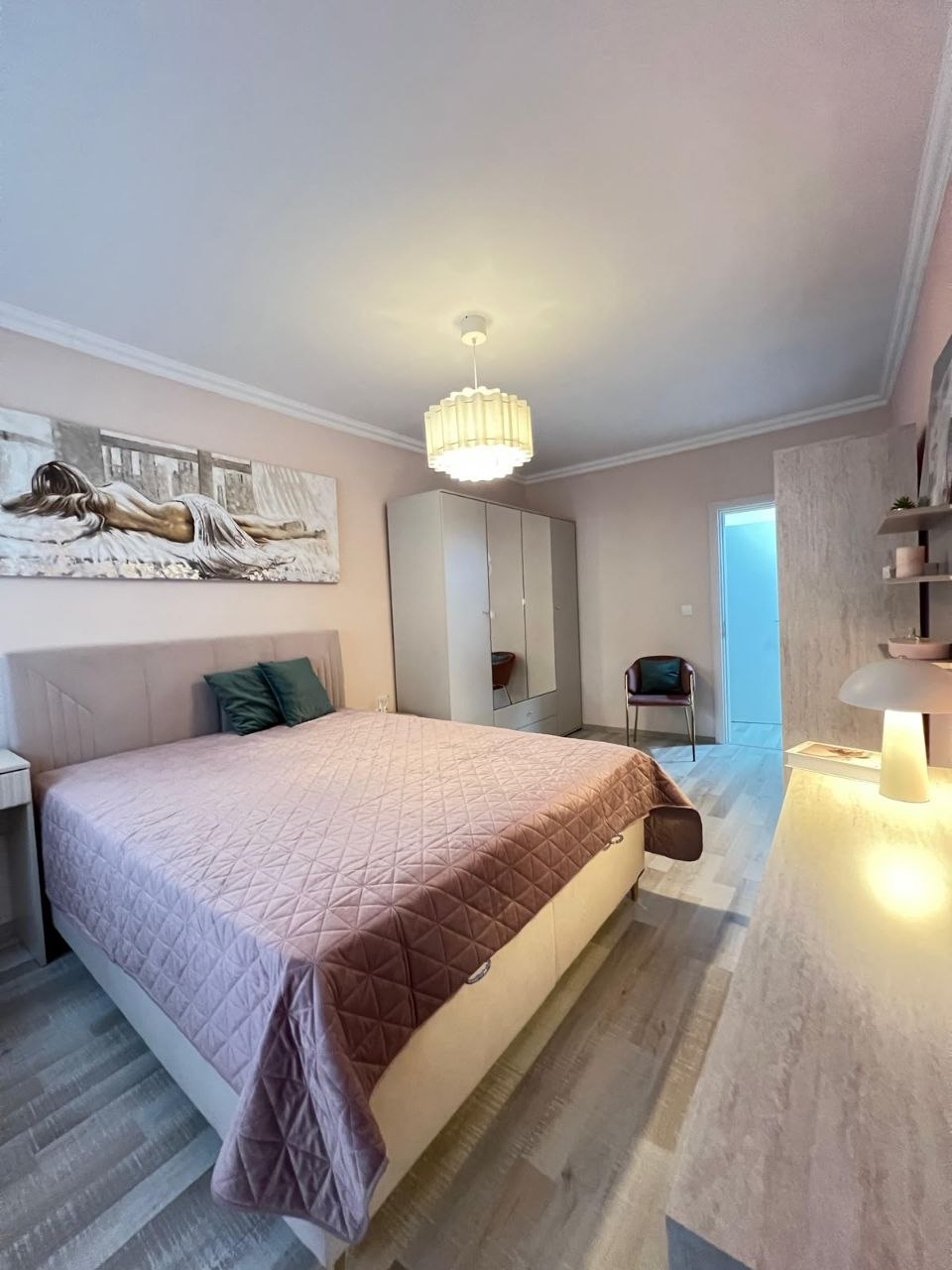 Двухкомнатная в комплексе Villa Venezia