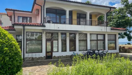 купить большой дом в Болгарии у моря