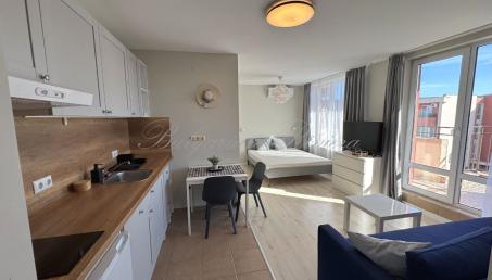 Большая красивая студия в комплексе Holiday Fort Club